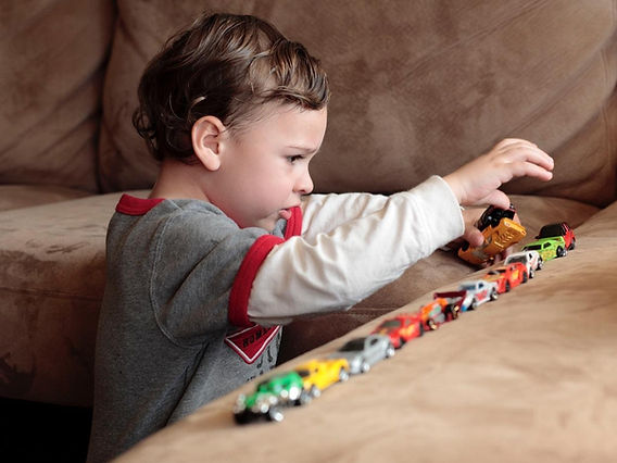 التوحد ( Autism)، أسبابه وأعراضه